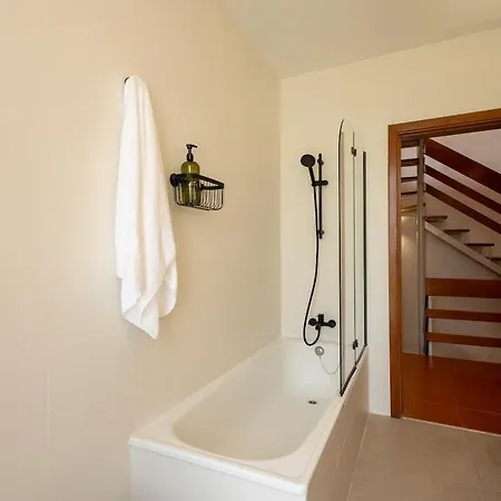 Wave Song Вилла Santo Isidoro